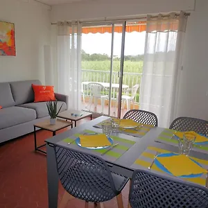T3 150 M De La Plage, Climatisation, Piscine Et Parking Privatif - Appartement