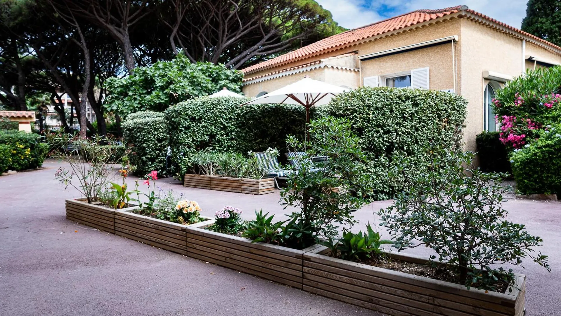 Hotel Beau Rivage Le Lavandou