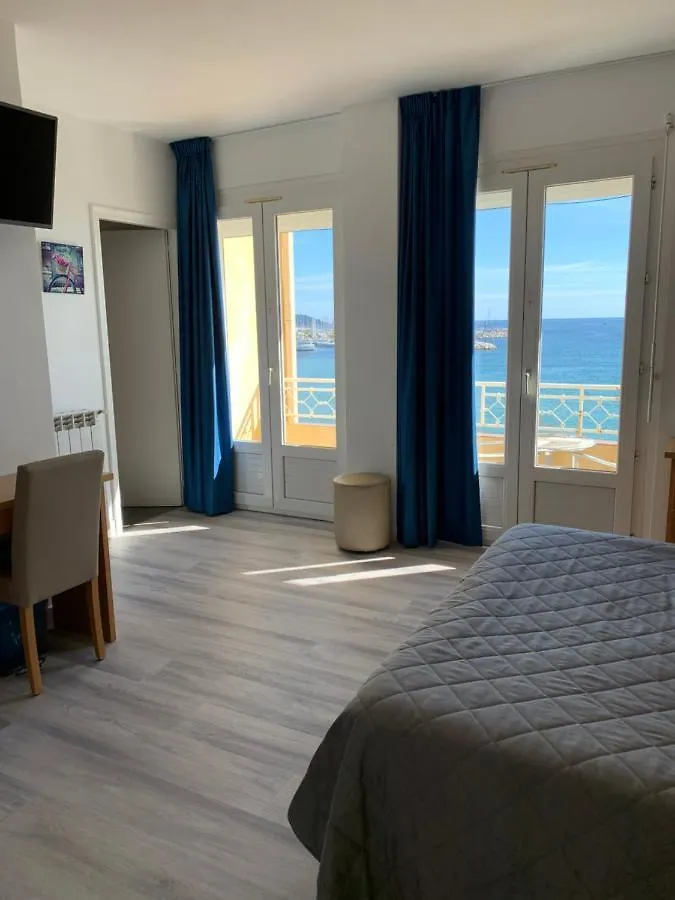 Hotel Beau Rivage Le Lavandou